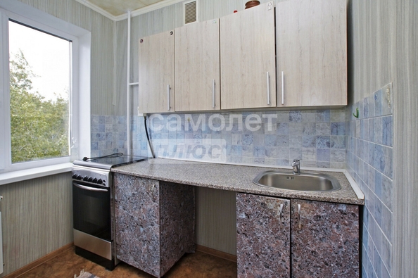 
  Продается 1-комн. квартира, 29.6 м², Молодежная 3-я ул, д. 75
. Фото 4.