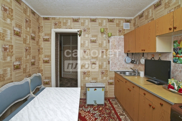 
  Продается 2-комн. квартира, 51 м², 3-я любинская, д. 17
. Фото 4.