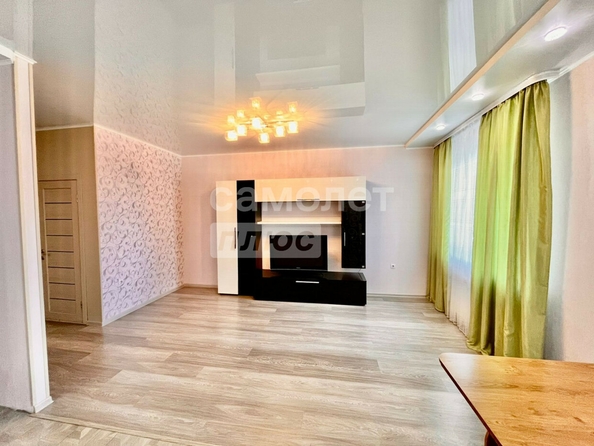 
  Продается 2-комн. квартира, 59.6 м², Перелета ул, д. 27
. Фото 5.