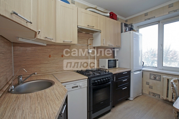 
  Продается 3-комн. квартира, 61.6 м², Заозерная ул, д. 13
. Фото 4.