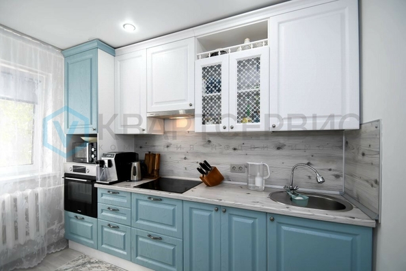
  Продается 1-комн. квартира, 30.7 м², Романенко ул, д. 10
. Фото 4.