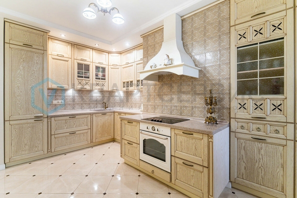 
  Продается 2-комн. квартира, 82.7 м², Ленинская 9-я ул, д. 3
. Фото 3.