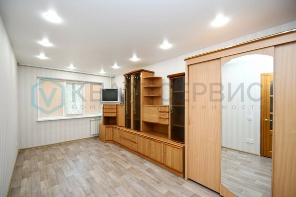 
  Продается 1-комн. квартира, 30.3 м², Сибирский пр-кт, д. 2Г
. Фото 4.