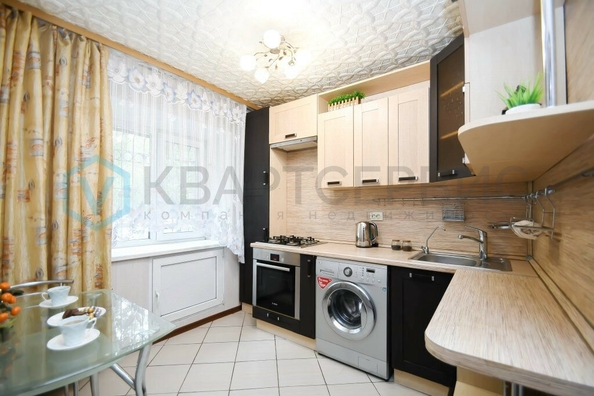 
  Продается 3-комн. квартира, 56 м², Энтузиастов ул, д. 25А
. Фото 5.