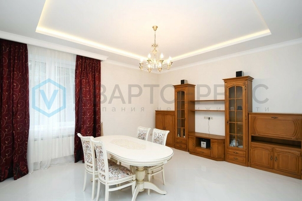 
  Продается дом, 330 м², село Дружино
. Фото 1.
