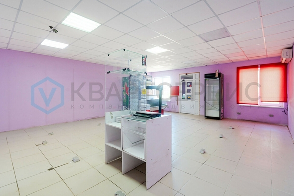 
  Сдается торговая площадь, 75.9 м², Кирова ул, д. 3
. Фото 4.