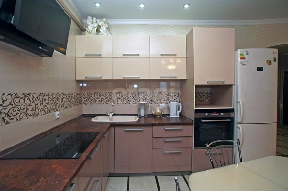 
  Продается 1-комн. квартира, 53.2 м², Ленинская 9-я ул, д. 5
. Фото 3.