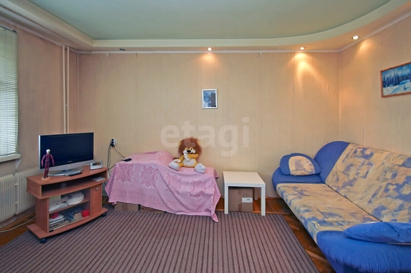 
  Продается 1-комн. квартира, 41.9 м², Кирова ул, д. 12
. Фото 3.