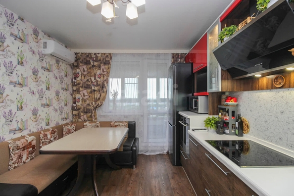 
  Продается 2-комн. квартира, 64.9 м², Конева ул, д. 8
. Фото 2.