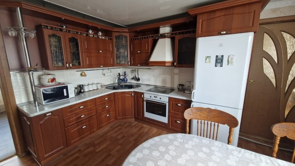 
  Продается дом, 100 м², Омск
. Фото 5.