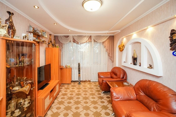 
  Продается 2-комн. квартира, 41.2 м², Багратиона ул, д. 9
. Фото 3.