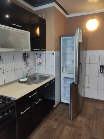 
  Сдается 3-комн. квартира, 96 м², Гашека ул
. Фото 2.