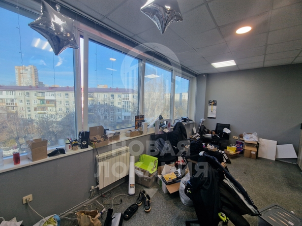 
  Сдается универсальное помещение, 33.7 м², Красный Путь ул, д. 30/1
. Фото 1.