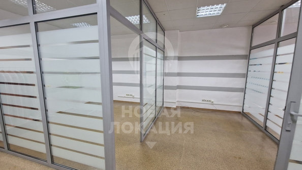 
  Сдается офис 56.2 м². Фото 2.