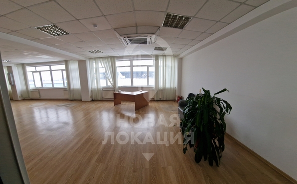 
  Сдается офис 5000 м². Фото 40.