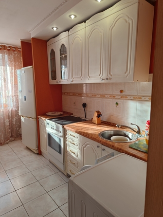 
  Сдается 3-комн. квартира 76 м². Фото 1.