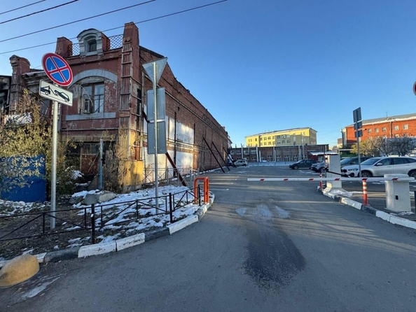 
  Продается универсальное помещение 879 м². Фото 2.