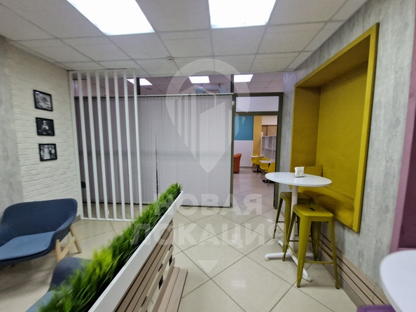
  Сдается офис 1000 м². Фото 11.