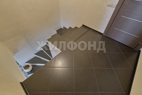 
   Продам 3-комнатную, 82 м², Тверская ул, 14

. Фото 17.