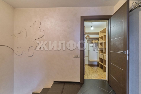 
   Продам 3-комнатную, 82 м², Тверская ул, 14

. Фото 24.