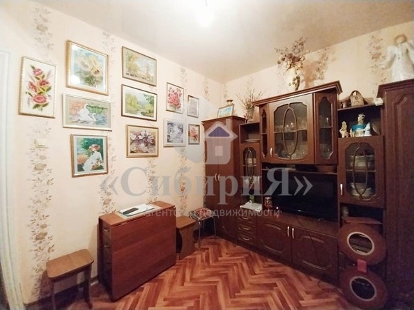 
   Продам 2-комнатную, 37 м², Гагарина ул, 52

. Фото 3.