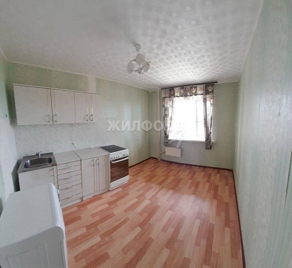 
   Продам 1-комнатную, 33.4 м², Иркутский тракт, 174/2

. Фото 1.