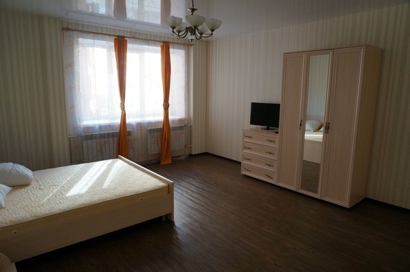 
   Продам 3-комнатную, 93 м², Гоголя ул, 55

. Фото 4.