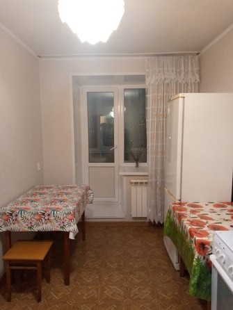 
   Продам 1-комнатную, 38.7 м², Богдана Хмельницкого пер, 39/1

. Фото 3.
