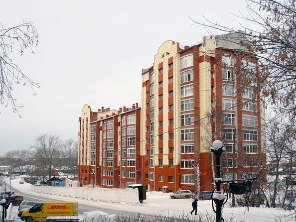 
   Продам 3-комнатную, 134 м², Аркадия Иванова ул, 27

. Фото 1.
