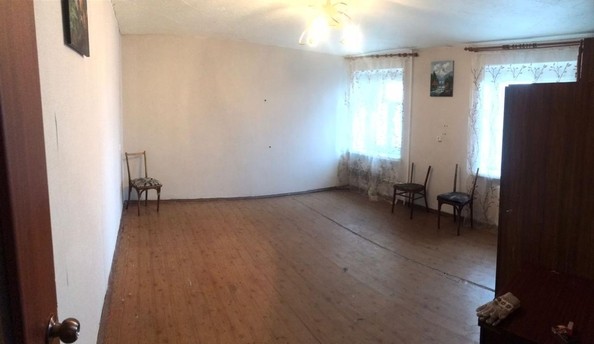 
   Продам 4-комнатную, 75 м², Льва Толстого ул, 83

. Фото 1.
