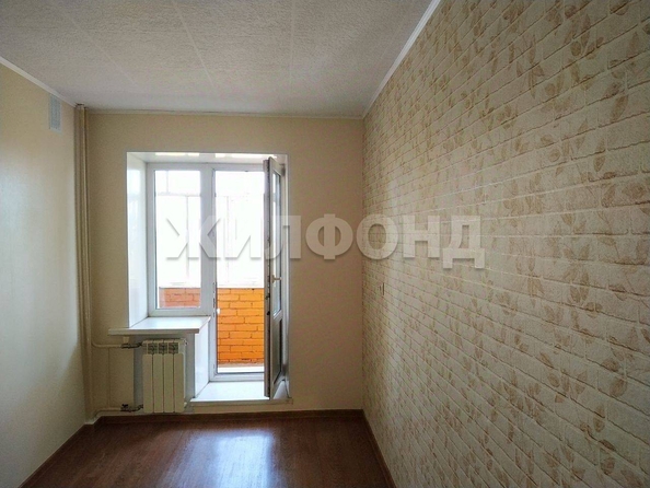 
   Продам 1-комнатную, 36.4 м², Октябрьская ул, 15

. Фото 13.
