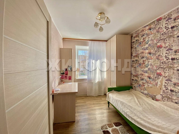 
   Продам 4-комнатную, 60 м², Смирнова ул, 40/3

. Фото 1.