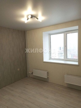
   Продам 1-комнатную, 36 м², Киевская ул, 1

. Фото 4.