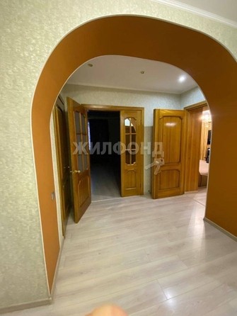
   Продам 3-комнатную, 101 м², Карповский пер, 12

. Фото 9.