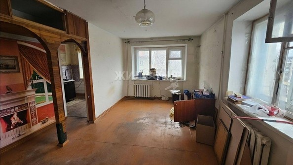
   Продам 1-комнатную, 30.3 м², Елизаровых ул, 38

. Фото 2.