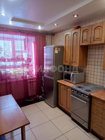 
   Продам 2-комнатную, 63.9 м², Сибирская ул, 115

. Фото 6.