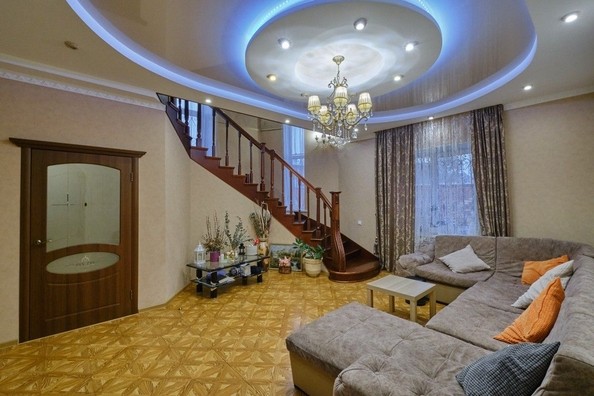 
   Продам дом, 220.7 м², Томск

. Фото 9.