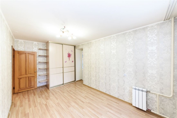 
   Продам 3-комнатную, 70 м², Щорса ул, 9

. Фото 14.