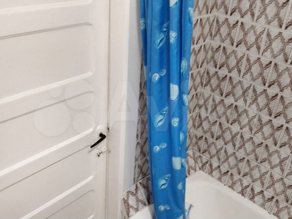 
  Продается 2-комн. квартира, 43.7 м², Алтайская ул, д. 163а
. Фото 15.