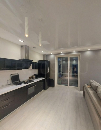 
  Продается 1-комн. квартира, 46.4 м², Киевская ул, д. 139
. Фото 5.