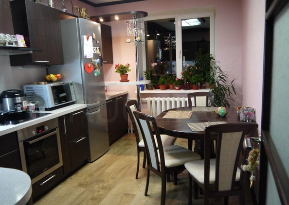 
  Продается 2-комн. квартира, 59.5 м², Бердская ул, д. 5
. Фото 3.