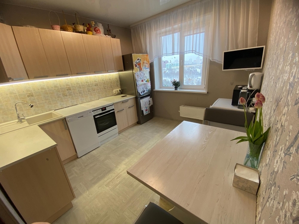 
  Продается 2-комн. квартира, 53.4 м², Обручева ул, д. 14
. Фото 10.