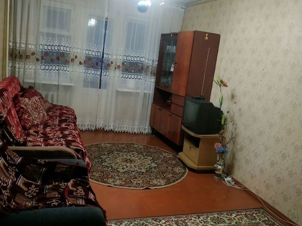 
   Продам 2-комнатную, 42 м², Мичурина ул, 93

. Фото 1.