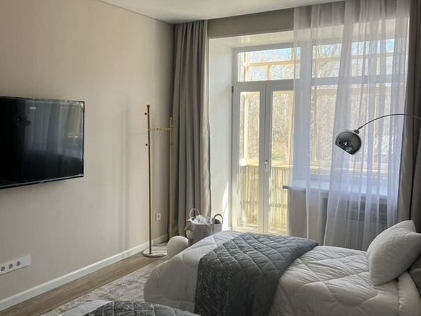
  Продается 2-комн. квартира, 53 м², Свердлова ул, д. 5
. Фото 9.