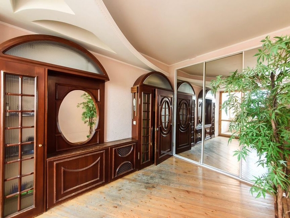 
  Продается 4-комн. квартира, 158.4 м², Никитина ул, д. 19
. Фото 7.