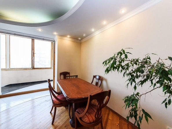 
  Продается 4-комн. квартира, 158.4 м², Никитина ул, д. 19
. Фото 12.