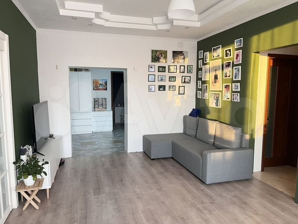 
  Продается 4-комн. квартира, 126.3 м², Горького ул, д. 8
. Фото 2.