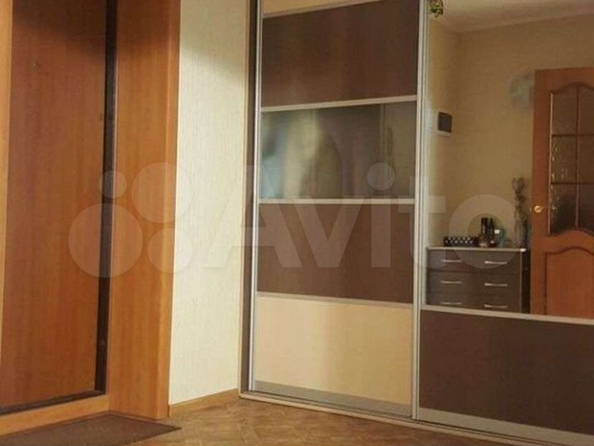 
  Продается 2-комн. квартира, 75 м², Солнечная ул, д. 23
. Фото 2.