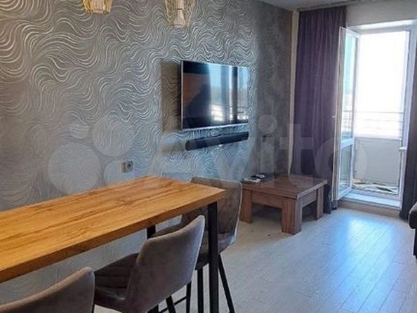 
   Продам 3-комнатную, 60.3 м², Титова ул, 2

. Фото 2.