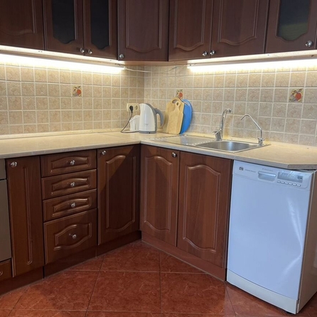 
  Продается 2-комн. квартира, 74.4 м², Алтайская ул, д. 10
. Фото 5.